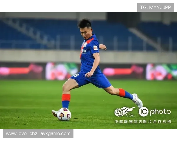 佩德里禁区内补射完成梅开二度