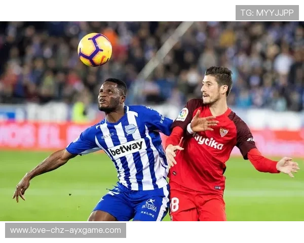 巴塞罗那边路插上撕裂对手防线